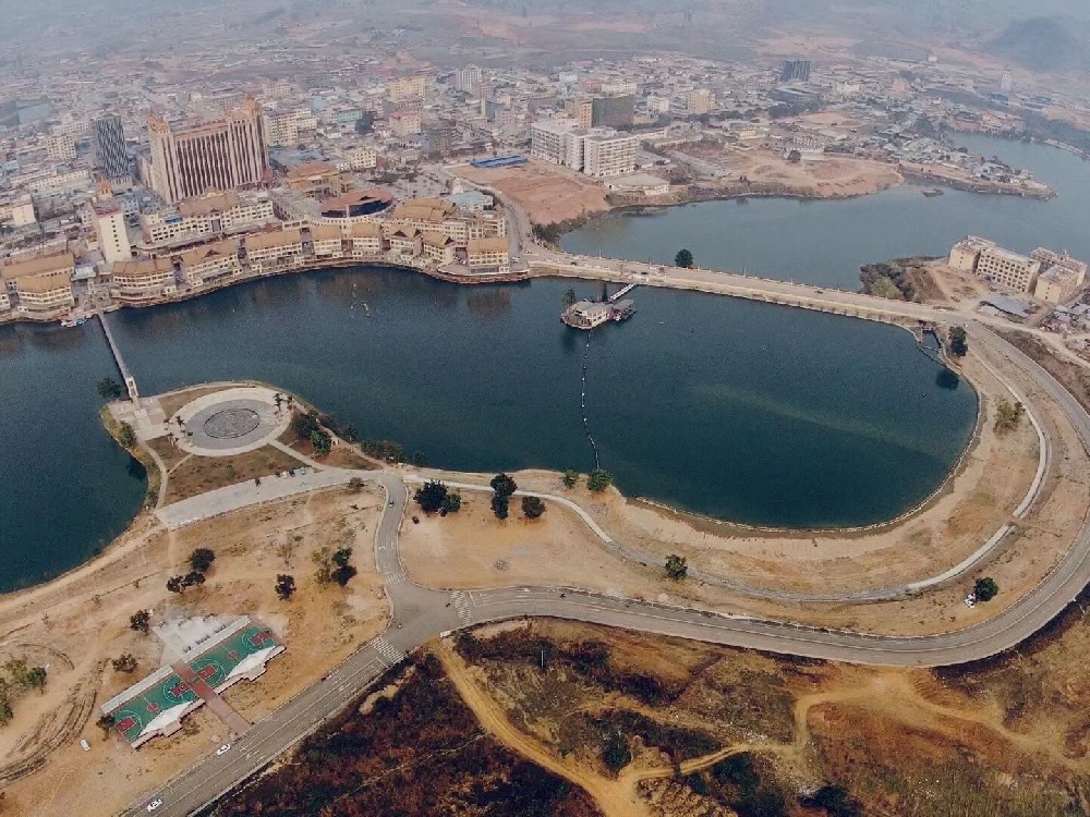 地产集团总裁徐友明一行莅临湖南项目公司考察调研